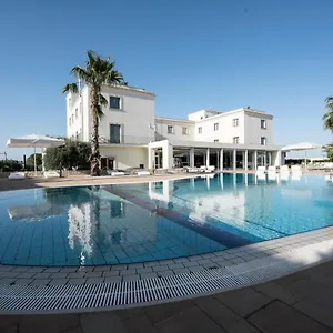 Pietre Nere & Hotel